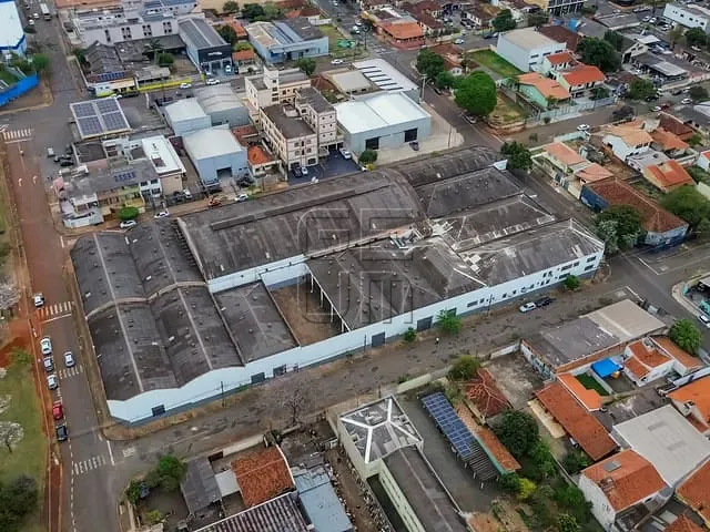 Galpão / Barracão com 7133m², à venda, no bairro Centro em Londrina