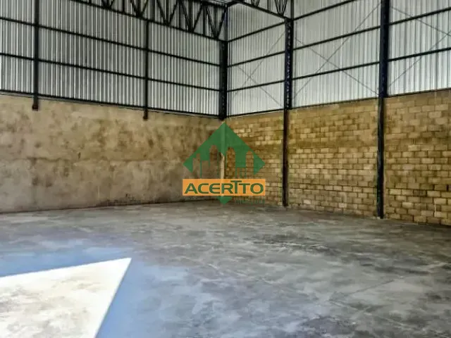 Galpão / Barracão com 300m², para alugar, no bairro Jardim do Prado em Araçatuba