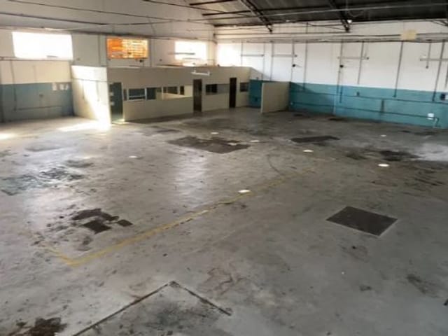 Foto do Galpão / Barracão - Galpão para alugar, 882 m² por R$ 18.000,00/mês - Chácaras Reunidas - São José dos Campos/SP | INDEPENDENCE NEGOCIOS IMOBILIARIOS LTDA