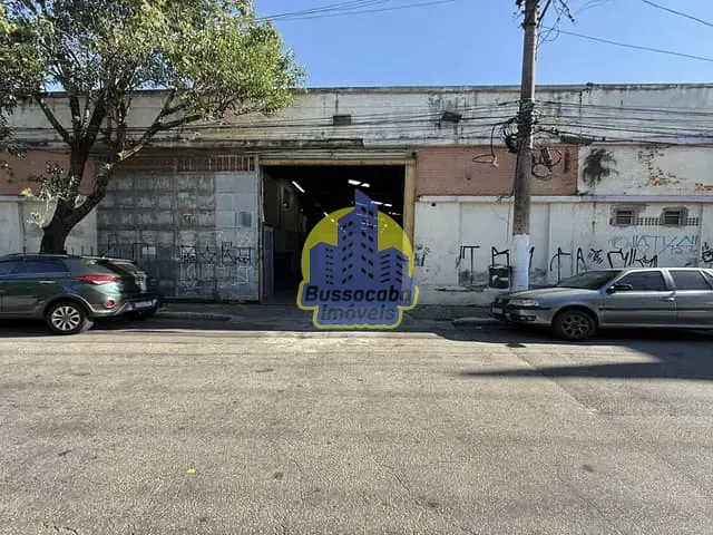 Galpão / Barracão com 1232m², para alugar, no bairro Vila Independência em São Paulo