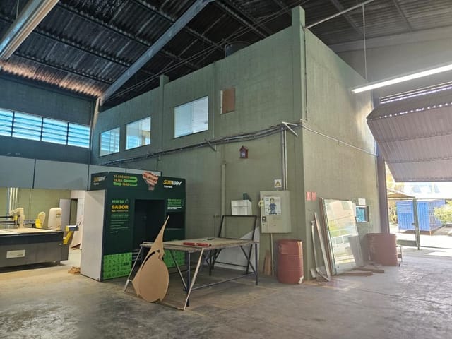 Foto do Galpão / Barracão - Galpão à venda, 750 m² por R$ 2.400.000,00 - Jardim Califórnia - Jacareí/SP | INDEPENDENCE NEGOCIOS IMOBILIARIOS LTDA