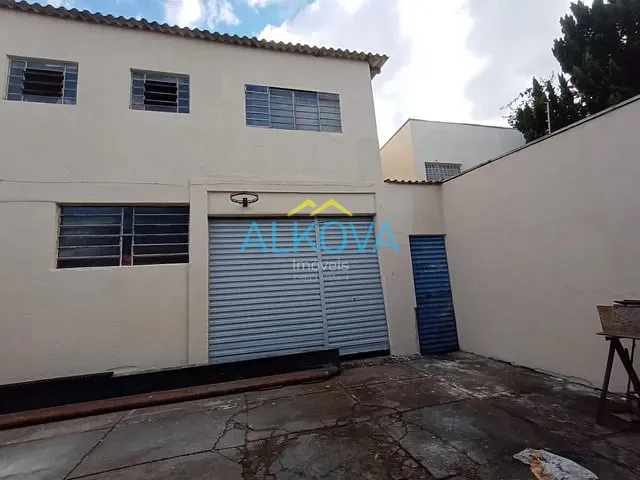 Galpão / Barracão com 250m², à venda, no bairro Jardim Motorama em São José dos Campos