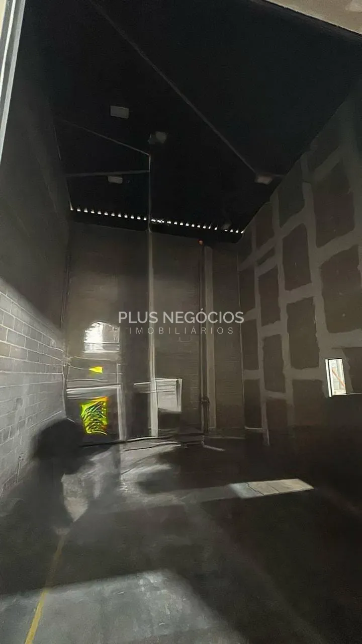 Depósito-Galpão, 750 m² - Foto 2