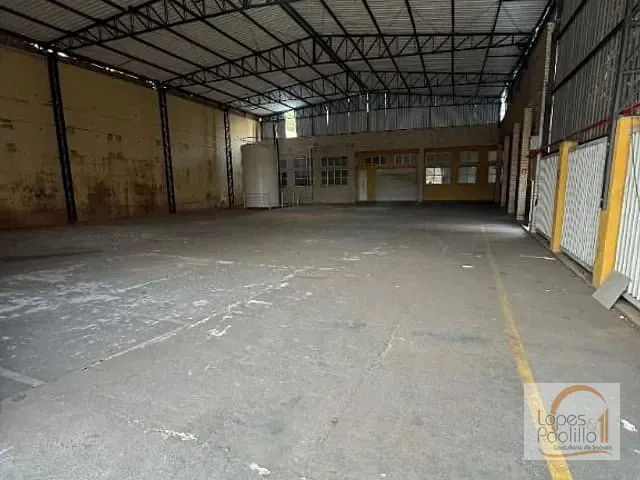 Galpão / Barracão com 2000m², para alugar, no bairro Centro em Piracicaba