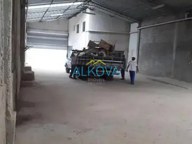 Galpão / Barracão com 396m², à venda, no bairro Residencial União em São José dos Campos
