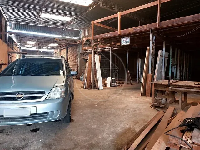 Galpão / Barracão com 1500m², à venda ou para alugar, no bairro Vila São José em São Paulo