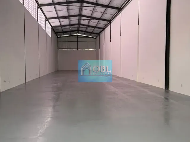 Galpão / Barracão com 500m², para alugar, no bairro Vila Santa Clara em São Paulo