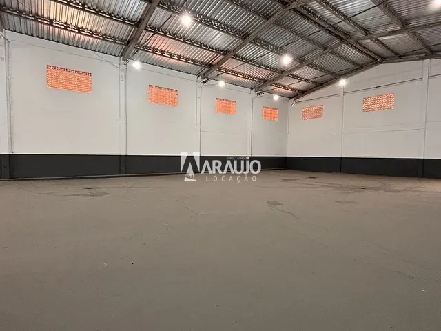 Galpão / Barracão com 772m², para alugar, no bairro Cordeiros em Itajaí