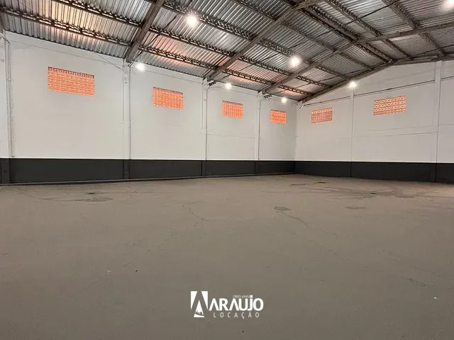 Galpão / Barracão com 772m², para alugar, no bairro Cordeiros em Itajaí