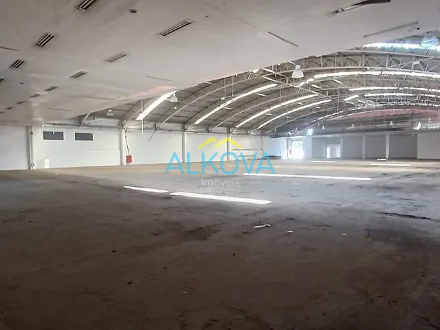 Galpão / Barracão com 20000m², para alugar, no bairro Jardim das Colinas em São José dos Campos