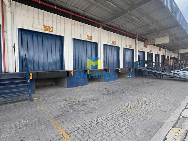 Galpão / Barracão com 926m², para alugar, no bairro Prazeres em Jaboatão dos Guararapes