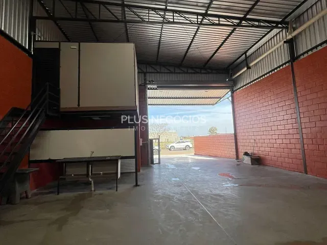 Galpão / Barracão com 400m², à venda ou para alugar, no bairro Jardim Bela Vista em Itapetininga