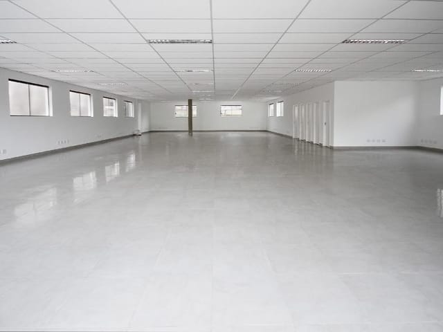 Foto do Galpão / Barracão - Galpão / Barracão para Locação 336M², Protestantes, Votorantim - SP | Centro Empresarial Bandeiras | Ary Proenca Negócios Imobiliários Ltda