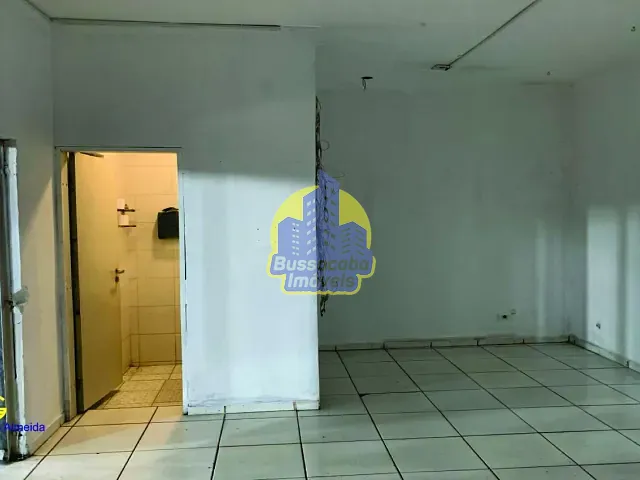 Galpão / Barracão à venda, no bairro Jardim Jaraguá em São Paulo