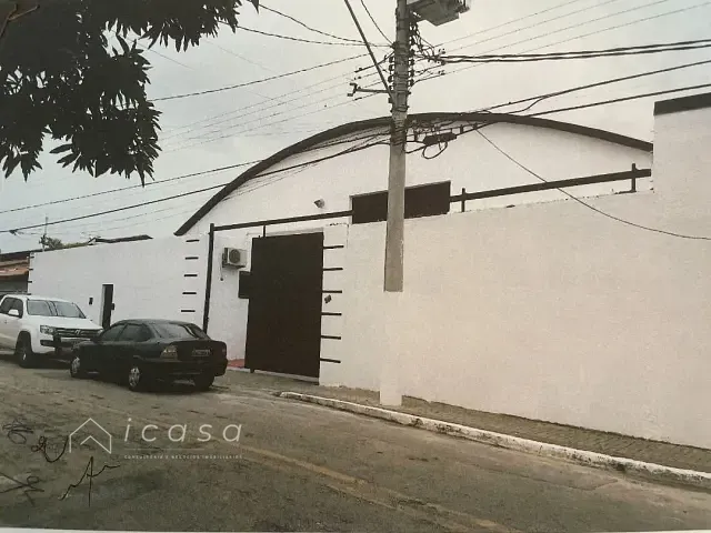Galpão / Barracão com 900m², à venda, no bairro Jardim São Vicente em São José dos Campos