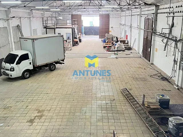 Galpão / Barracão com 864m², para alugar, no bairro Prazeres em Jaboatão dos Guararapes