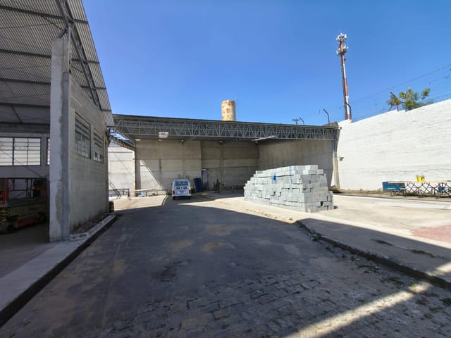Foto do Galpão / Barracão - Galpão  para locação em Itaquaquecetuba, SP | Imobiliária Villela Imóveis