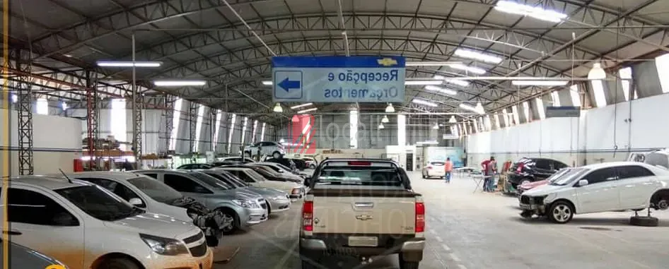 Galpão / Depósito / Armazém  à venda, 2800m² — foto 2 de 2