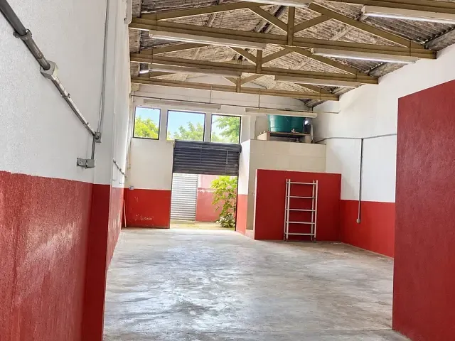 Galpão / Barracão à venda ou para alugar, no bairro Sé em São Paulo