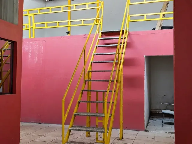 Galpão / Barracão à venda ou para alugar, no bairro Sé em São Paulo