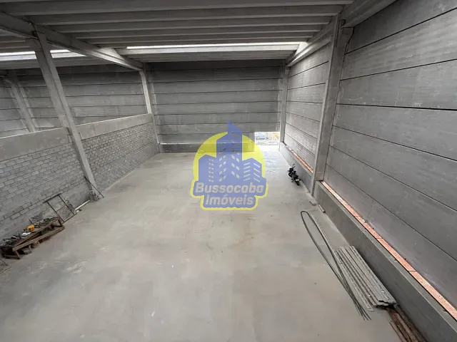 Galpão / Barracão com 655m², para alugar, no bairro Jardim Passárgada I em Cotia