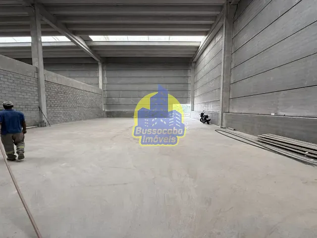 Galpão / Barracão com 655m², para alugar, no bairro Jardim Passárgada I em Cotia