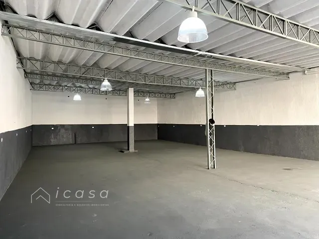 Galpão / Barracão com 317m², à venda, no bairro Jardim Altos de Santana em São José dos Campos
