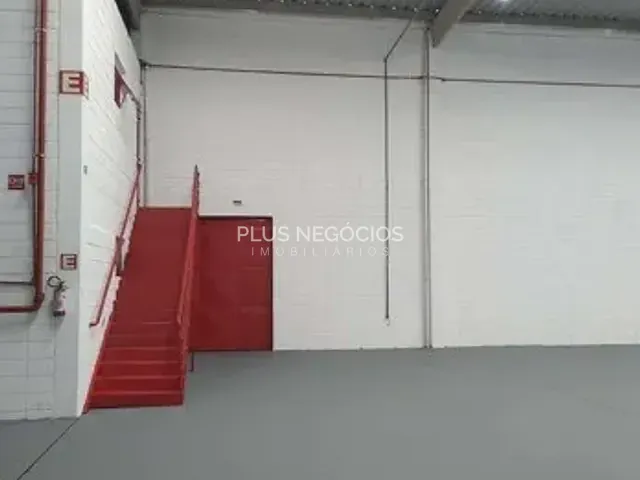 Galpão / Barracão para alugar, no bairro Iporanga em Sorocaba