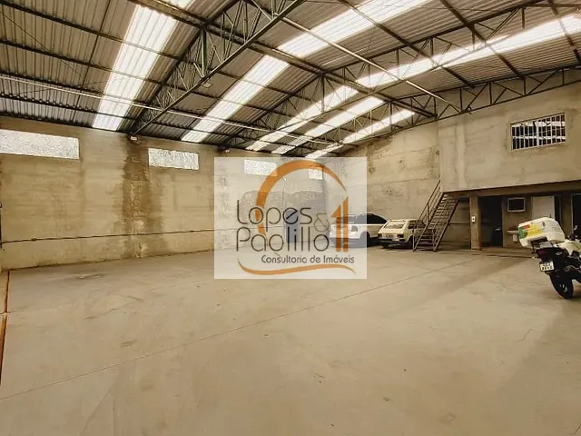 Galpão / Barracão com 550m², para alugar, no bairro Tanque em Atibaia