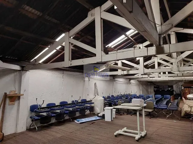 Galpão / Barracão com 348m², para alugar, no bairro Assunção em São Bernardo do Campo