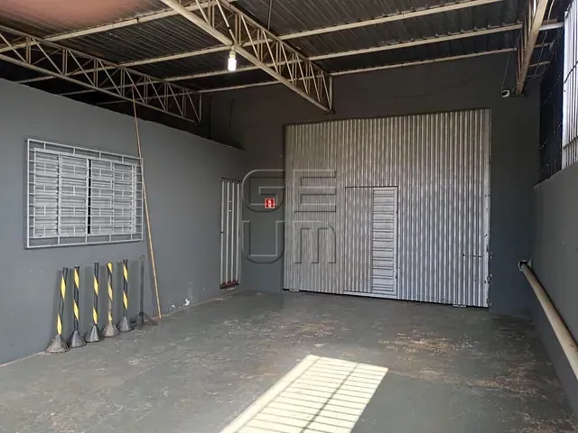 Galpão / Barracão com 256m², à venda, no bairro Lindóia em Londrina