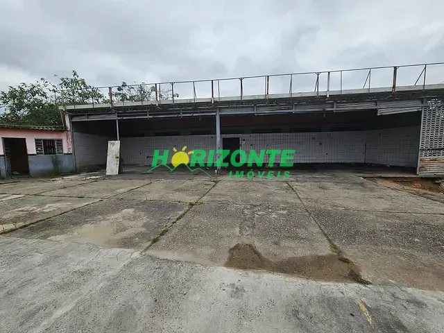 Galpão / Barracão com 593m², para alugar, no bairro Urbanova em São José dos Campos