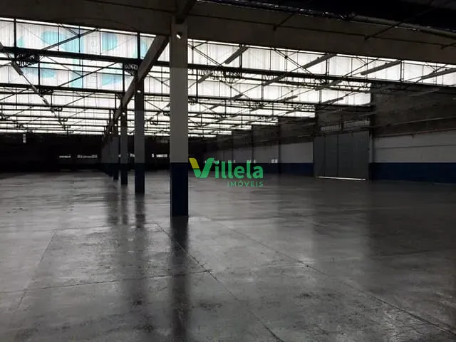 Galpão / Barracão à venda ou para alugar, no bairro Cidade Industrial Satélite de São Paulo em Guarulhos