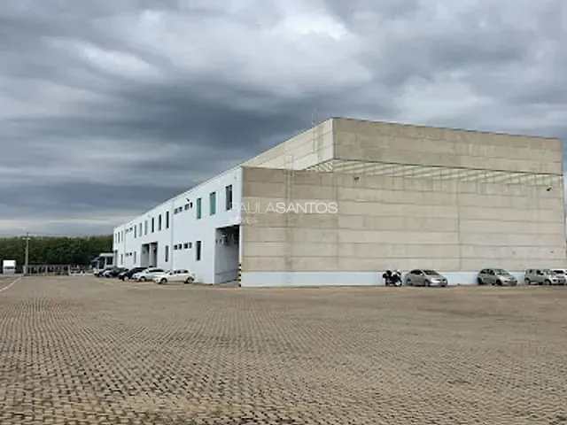 Galpão / Barracão com 1045m², para alugar, no bairro Iporanga em Sorocaba