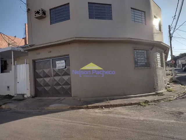 Galpão / Barracão com 153m², à venda ou para alugar, no bairro Centro em Capivari