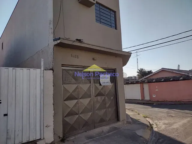Galpão / Barracão com 153m², à venda ou para alugar, no bairro Centro em Capivari