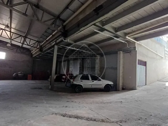Galpão / Barracão com 1008m², à venda, no bairro Jardim das Imbuias em São Paulo