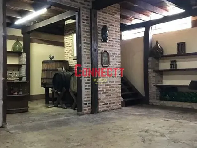 Galpão / Barracão com 649m², à venda, no bairro Jardim Salgado Filho em Ribeirão Preto