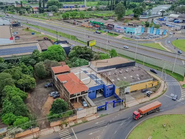 Galpão / Barracão à venda ou para alugar, no bairro Jardim Jóquei Club em Londrina