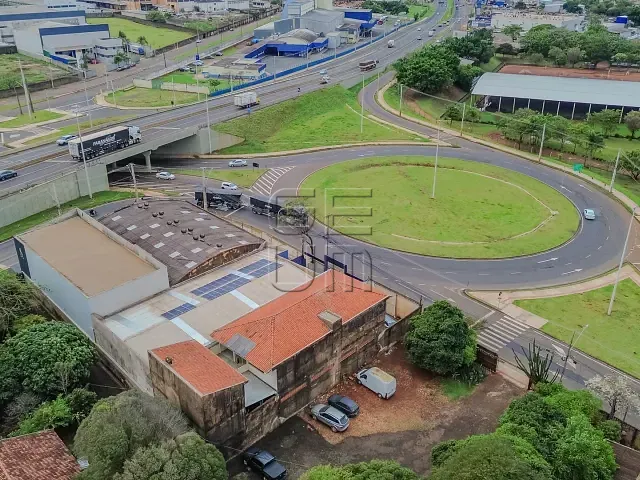 Galpão / Barracão à venda ou para alugar, no bairro Jardim Jóquei Club em Londrina