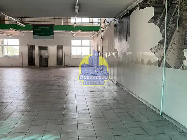 Prédio para alugar, no bairro Santo Antônio em Osasco