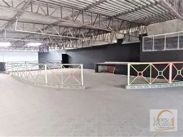 Galpão / Barracão com 404m², à venda, no bairro Recreio Estoril em Atibaia