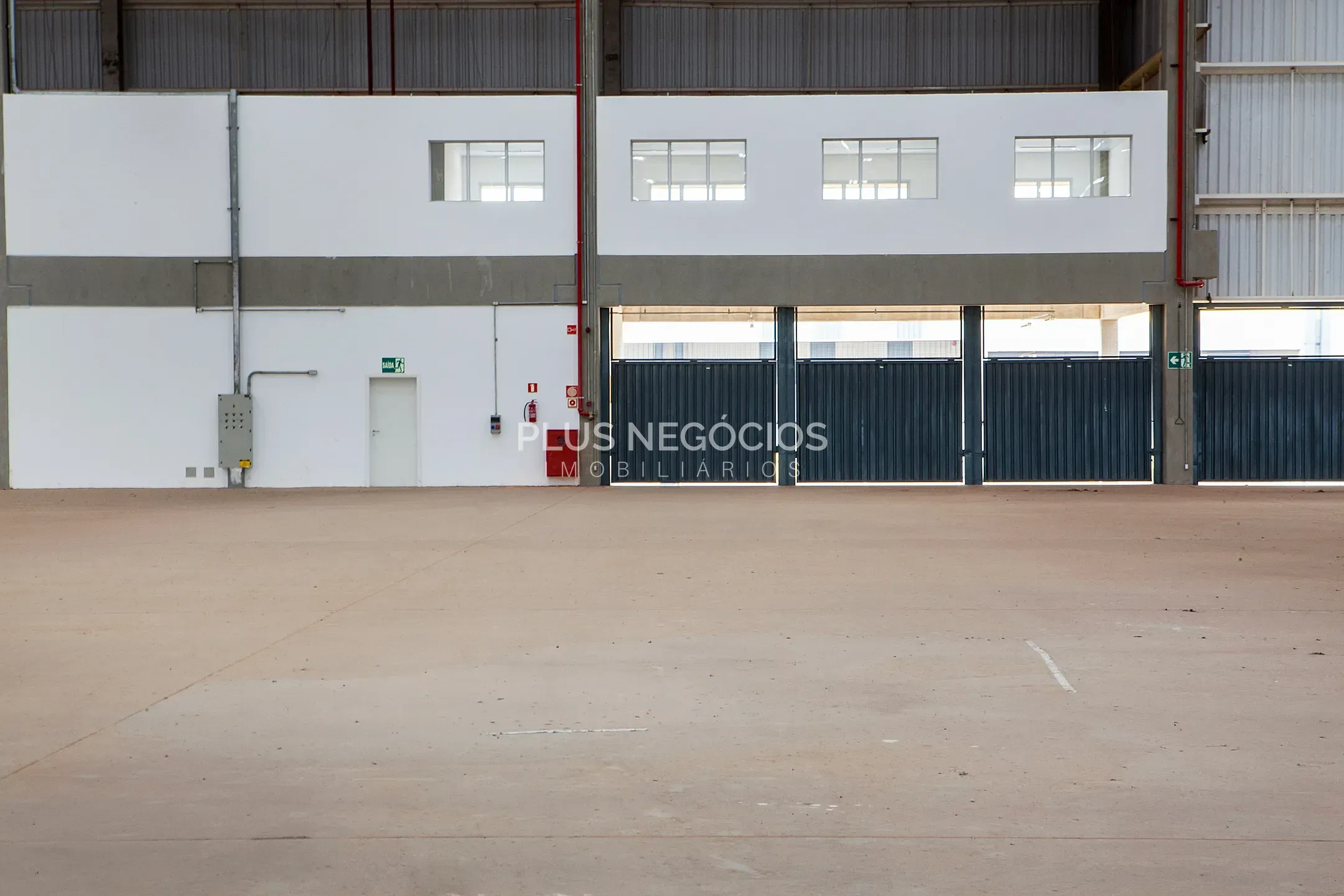 Depósito-Galpão, 8399 m² - Foto 3