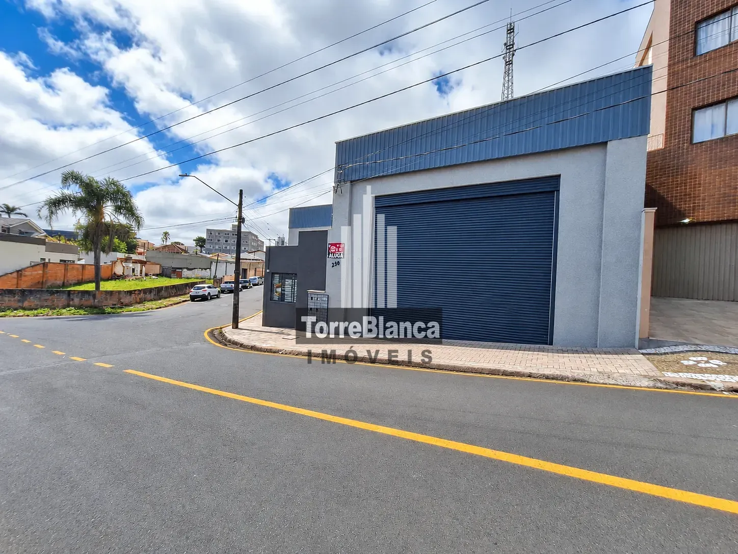 Depósito-Galpão, 380 m² - Foto 1