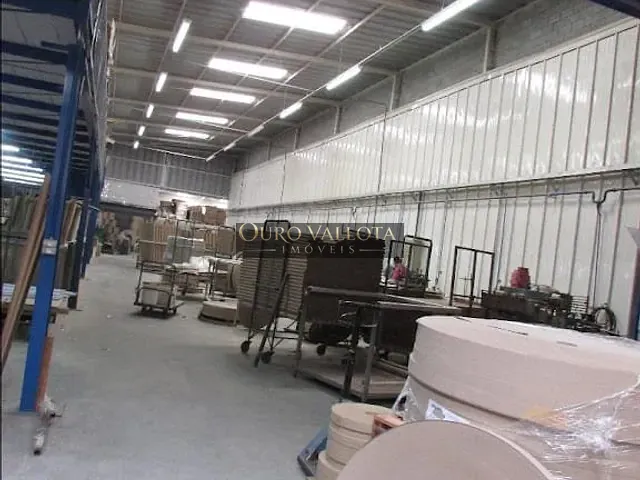 Galpão / Barracão com 1100m², para alugar, no bairro Penha de França em São Paulo