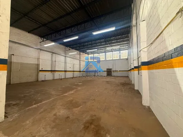 Galpão / Barracão com 563m², para alugar, no bairro Jardim São Luiz II em Itatiba