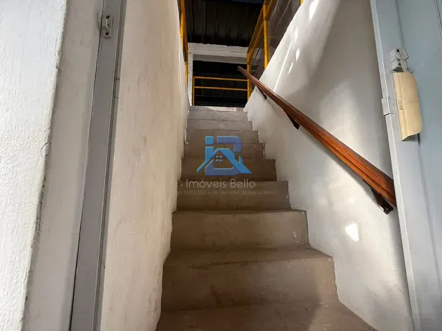 Galpão / Barracão com 563m², para alugar, no bairro Jardim São Luiz II em Itatiba