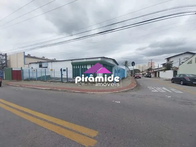 Galpão / Barracão com 600m², para alugar, no bairro Jardim América em São José dos Campos