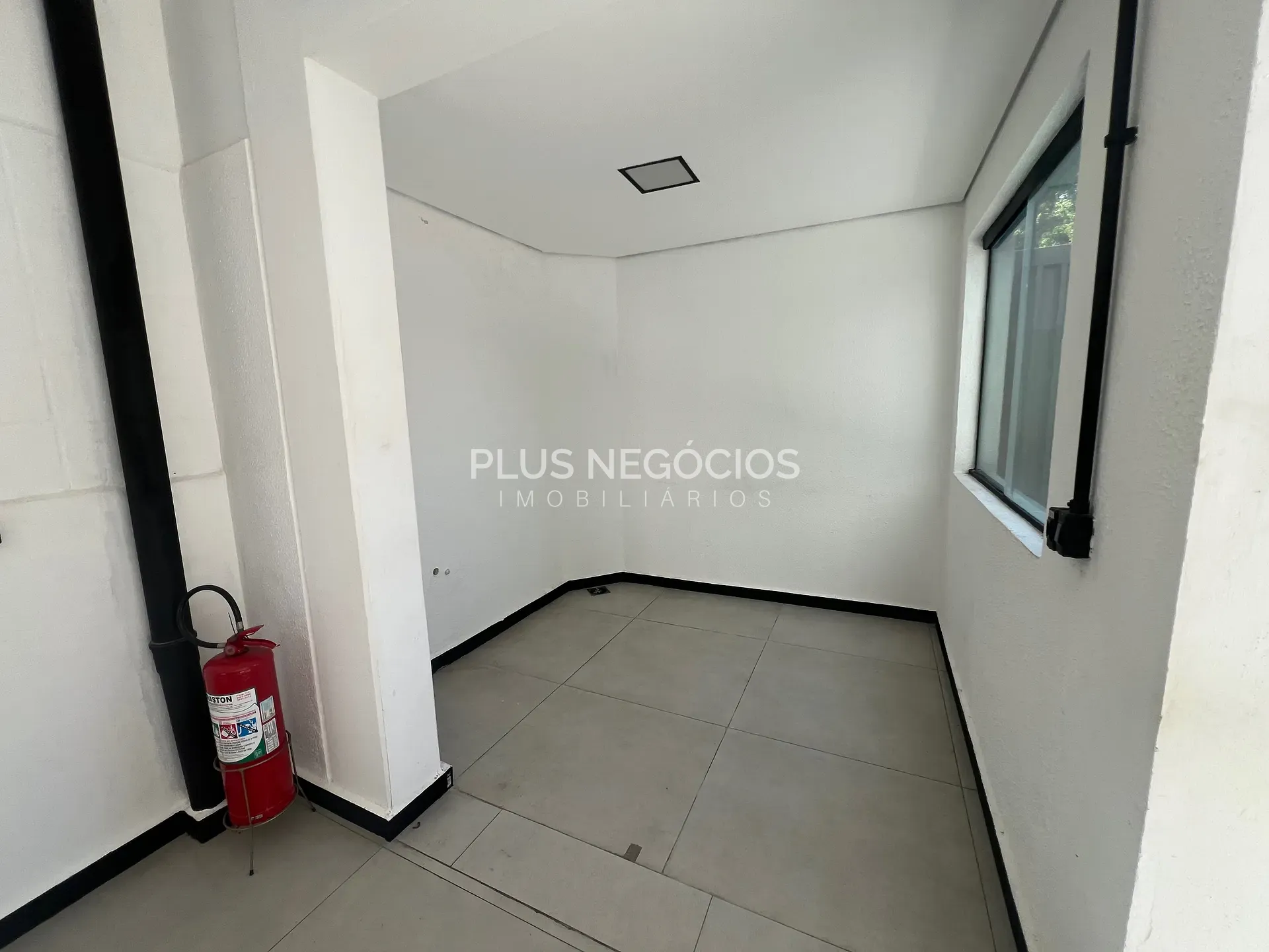 Depósito-Galpão, 374 m² - Foto 8