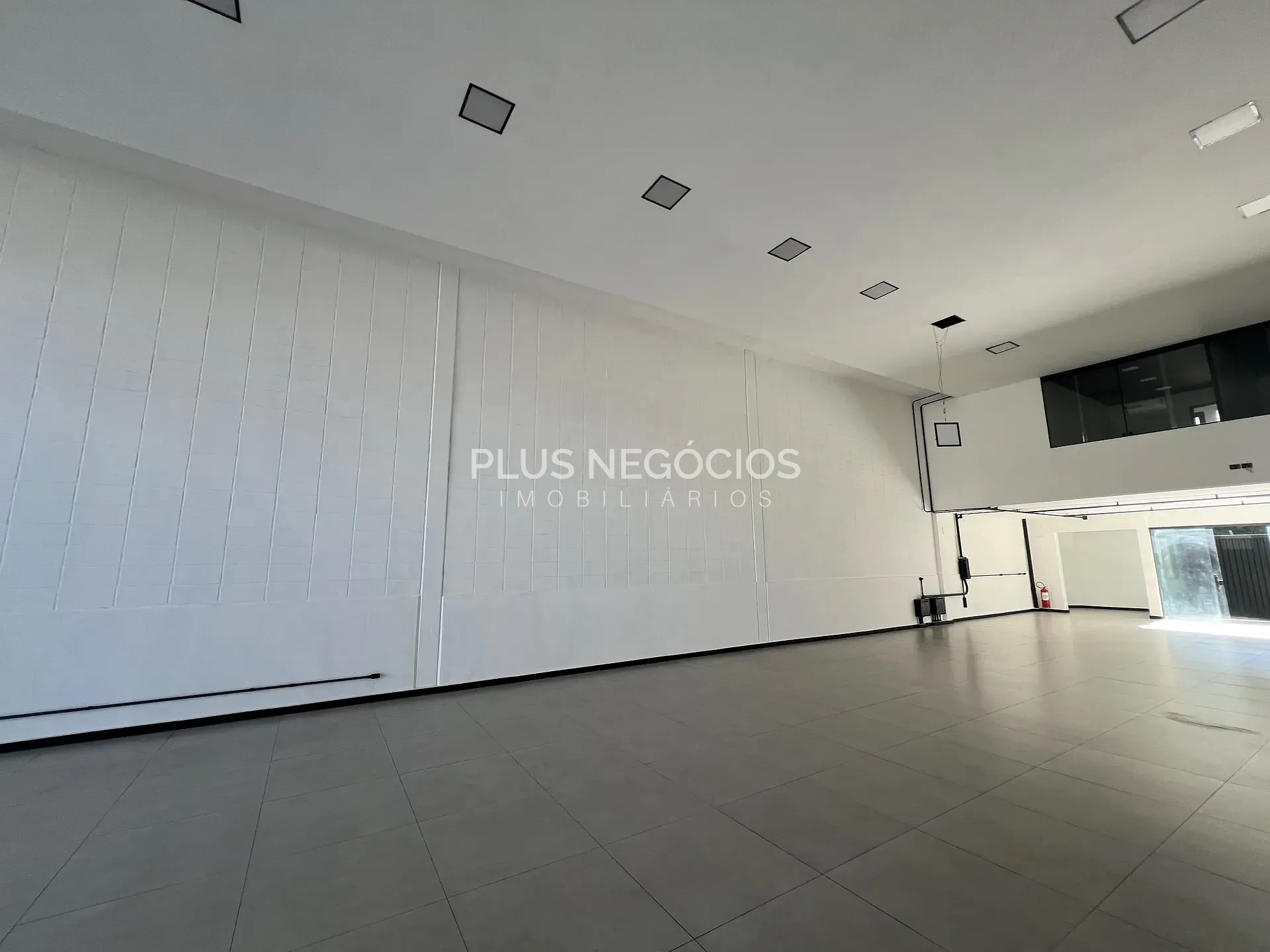 Depósito-Galpão, 374 m² - Foto 9